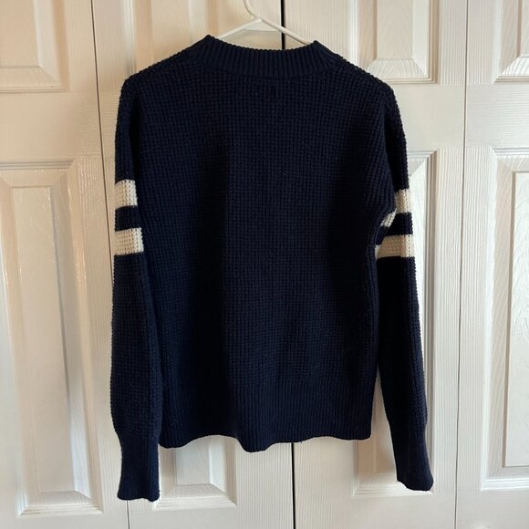 Faherty wisp waffle sweater in navy - Picture 5 of 13